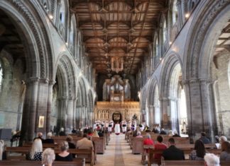 Evangelicals push for new bishop after Church in Wales allows pastors to bless gay marriages – The Christian Post