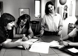 Filmmaker revisits case that challenged her and her 2 moms – The Seattle Times