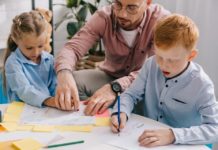 Gay teacher forced to quit after school banned him from discussing his sexuality – Yahoo Eurosport UK