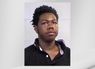 Louisville man allegedly used gay dating app ‘Grindr’ to target, rob victims, documents show – WAVE 3