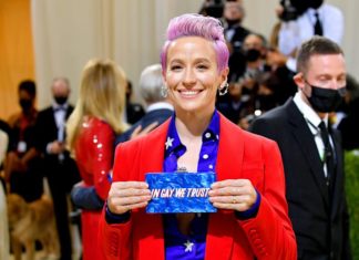 Megan Rapinoe wore a star-spangled suit with an ‘In Gay We Trust’ clutch bag to the Met Gala – Yahoo! Voices