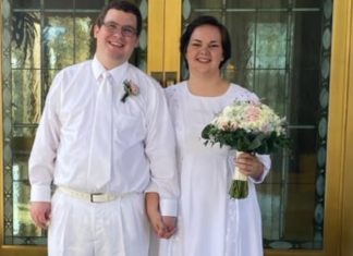Mormon Couple Marries After Husband Comes Out As Gay – Star Observer