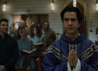 Netflix’s ‘Midnight Mass’ Is Not What It First Appears to Be – Thrillist