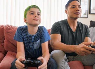 Tips and advice for caregivers of LGBTQIA+ youth – Medical News Today