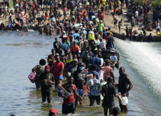 U.S. Plans To Deport Massive Number Of Haitians From Del Rio, Texas, An Official Says – NPR