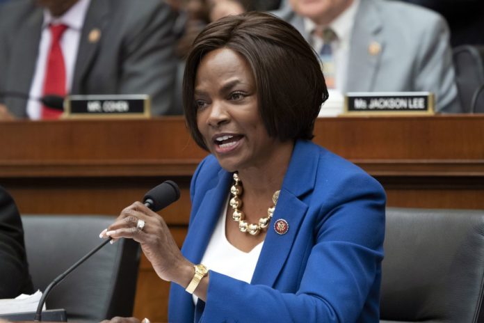 Val Demings Supports Eliminating Blood Donations Ban for gay men · The Floridian - The Floridian