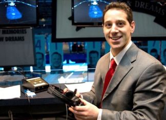 AHL announcer Shaya comes out as gay, hopes to help others – NHL.com