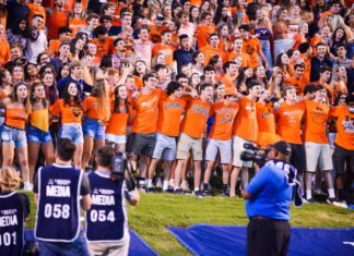 Behind the history of ‘The Good Old Song’ – University of Virginia The Cavalier Daily