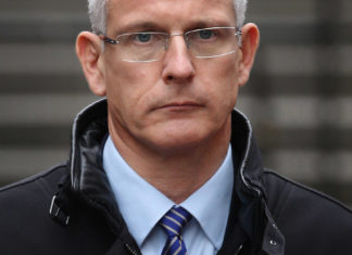 Brian Paddick: Met Police told cops ‘it’s OK to be gay if you act straight’ – PinkNews
