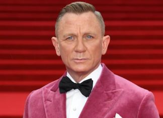 Daniel Craig prefers gay bars because he got sick of the ‘d*** swinging in hetero bars’ – Yahoo News