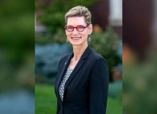 Marlene Tromp Named One of UW’s Distinguished Alumni – SweetwaterNOW.com