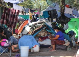 Refugee who fled persecution in El Salvador kidnapped while trying to enter US – PinkNews