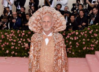 Ryan Murphy epically shuts down ‘gay perverted addicts’ complaint – PinkNews