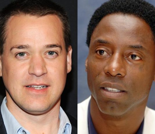 T.R. Knight’s family didn’t know he was gay until after Isaiah Washington called him a homophobic slur on the ‘Grey’s Anatomy’ set, a former writer says in a new book – Yahoo News