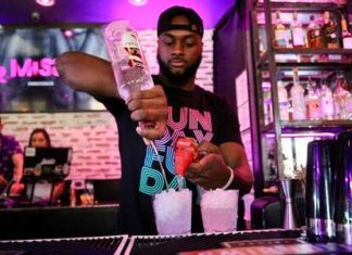 The Best LGBTQ+ Bars and Parties in Dallas-Fort Worth – Thrillist