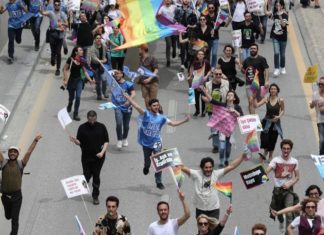 Turkish court acquits students of organising 2019 gay pride march – Euronews