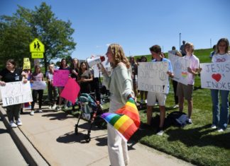 Valor Christian students protest departure of volleyball coach who says he was pressured to leave because he is gay – The Denver Post