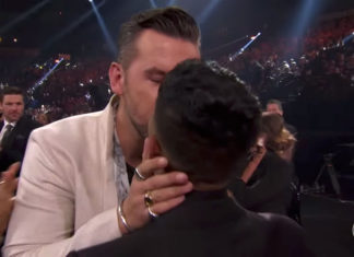 2021 CMAs: Openly gay Brothers Osborne singer shares kiss with boyfriend to celebrate Country Music Award win – WTVD-TV