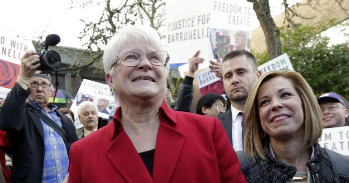 Christian florist pays $5,000 over refusing to serve gay couple, ending nearly decadelong lawsuit - Washington Examiner