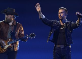CMAs: TJ Osborne kisses his boyfriend. Who is Abi Ventura? – Los Angeles Times
