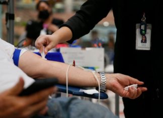Editorial: Blood drives show health is still political for queer people – The Daily Tar Heel