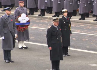 Gay veteran ‘subjected to homophobic abuse by fellow serviceman’ after Remembrance march – Mirror.co.uk