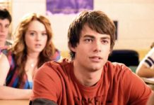 Jonathan Bennett was bullied so badly for being gay he became ill – PinkNews