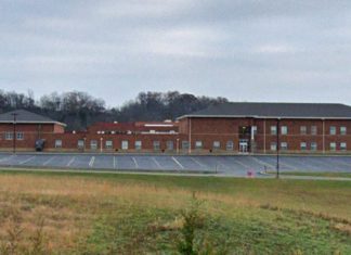 Ohio students say school canceled play over gay character – NBC News