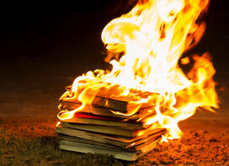 Virginia school board members call for public book burning of gay books – LGBTQ Nation
