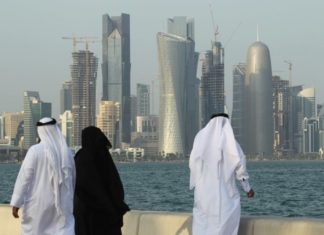 Brave doctor becomes ‘first’ Qatari to publicly come out as gay – PinkNews