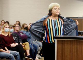 Louisiana lawmakers kill ‘Don’t Say Gay’ bill restricting gender identity discussion – Daily Advertiser