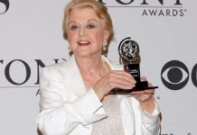 Angela Lansbury Honored With Lifetime Achievement at 2022 Tony Awards – Entertainment Tonight