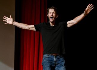 ‘Batman’ Actor Kevin Conroy Shares Gay Journey in Emotional Comic – Men’s Health