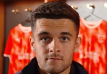 Blackpool footballer Jake Daniels, 17, bravely comes out as gay in historic statement – The Mirror