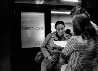 Clela Rorex dies at 78; clerk granted early same-sex marriage licenses – The Washington Post
