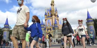 Disney delays moving SoCal jobs to Florida amid DeSantis fight – Los Angeles Times