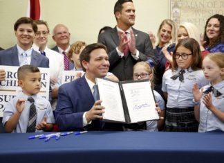 Disney Takes Heat Over Public Stance On Florida’s “Don’t Say Gay” Law, But NBCUniversal And Other Studios Keep Away The Fray – Deadline