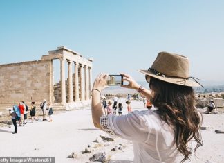Greece installs 150 CCTV cameras at Acropolis amid outrage at ‘shameful’ gay sex scene at temple – Daily Mail