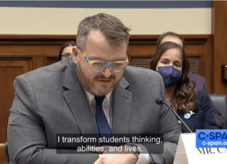 Kentucky Teacher of the Year leaves job thanks to anti-gay harassment and abuse – Daily Kos
