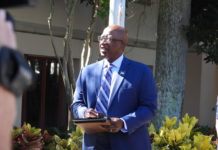 Mayor slams Florida’s “Don’t Say Gay” law as St. Pete kicks off Pride month – WMNF