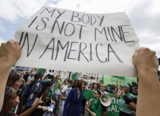 Megan Rapinoe, sports world react to Supreme Court decision on abortion rights: ‘The cruelty is the point’ – Yahoo Sports