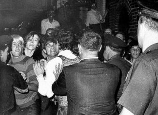 Timeline: Key moments in fight for gay rights – ABC News