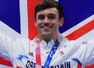 Tom Daley criticises FINA decision to restrict participation of transgender athletes – Sky Sports