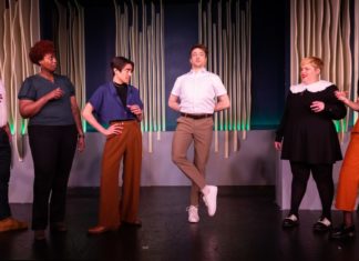 You Name It: A Review of “Do the Right Thing, No Worries If Not” at The Second City Mainstage – Newcity Stage