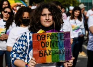 As Florida`s `don`t say gay` bill goes into effect, schools impose problematic rules – WION