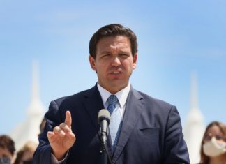 Ron DeSantis’s “Don’t Say Gay” Law Has Already Made Florida Schools Dystopian Hellscapes – Vanity Fair