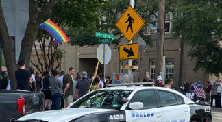 “Stop grooming the kids,” right-wing protests Dallas Drag event at gay bar – Los Angeles Blade