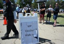 50,000 monkeypox vaccines set aside for gay pride events, health officials say – FOX 13 Seattle