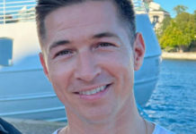 ABC news correspondent James Longman recalls his first gay kiss when he was 18 – Queerty