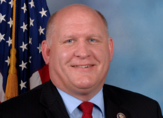 Anti-LGBTQ lawmaker who celebrated son’s gay wedding just can’t find the connection – Queerty
